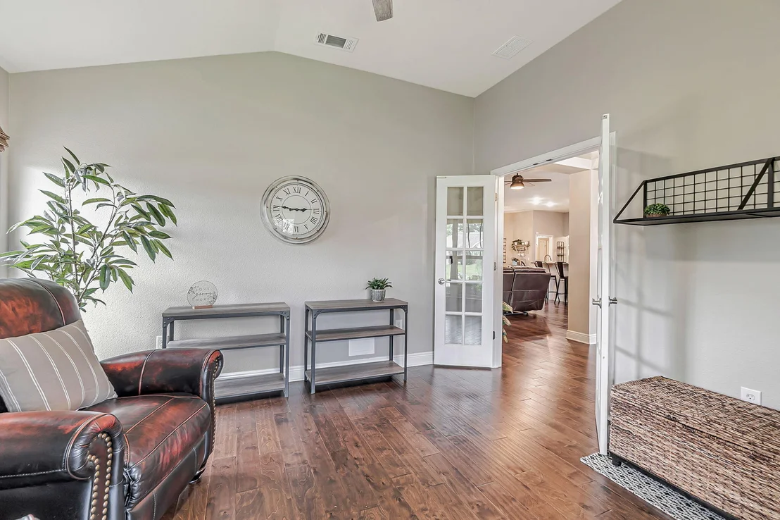 Photo of 6562 Longview Street