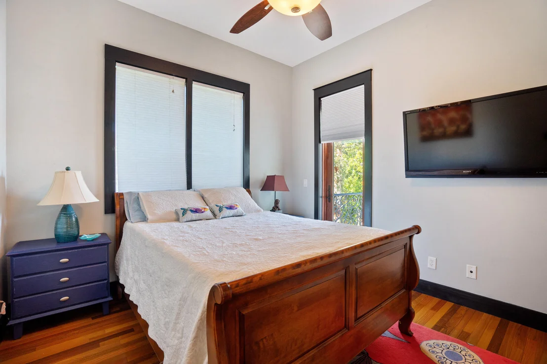 Photo of 100 Vista Bluffs