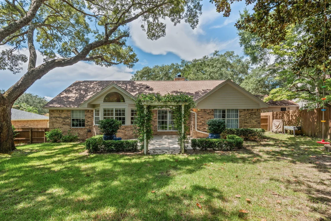 Photo of 149 N Bermuda Circle