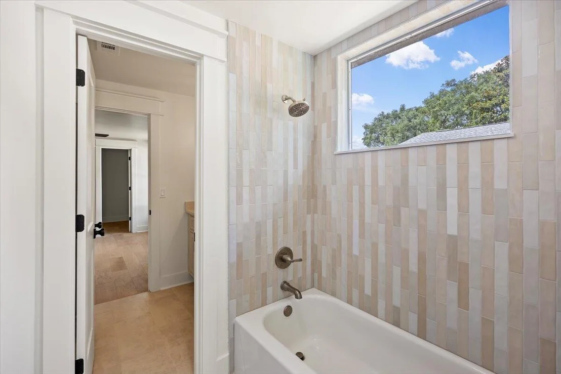 Photo of 609 Calhoun Avenue