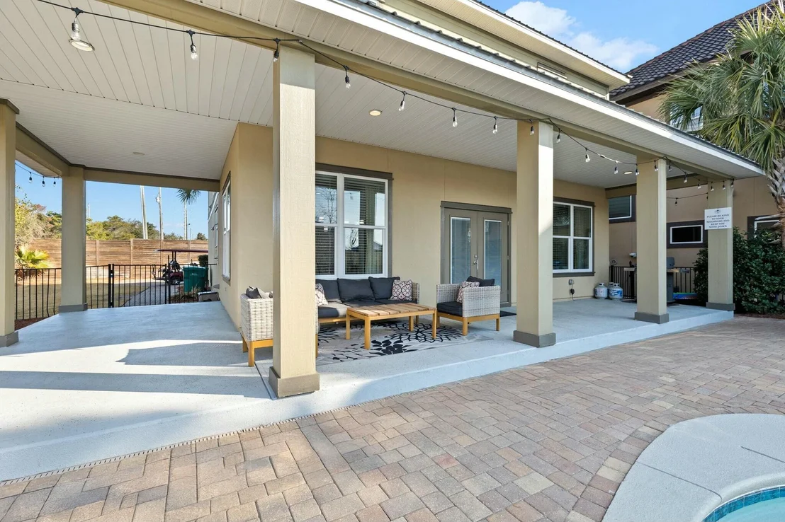 Photo of 4596 Paradise Isle
