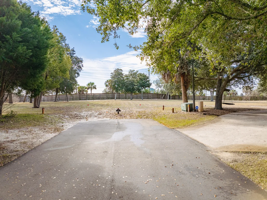Photo of 375 Golfview Drive