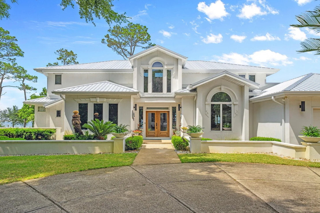 Photo of 458 Parish Boulevard