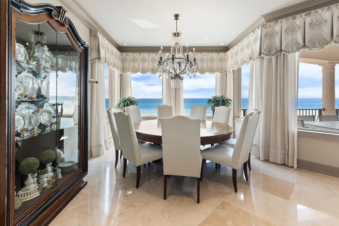Photo of 4772 Ocean Boulevard