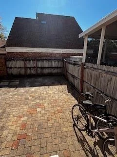 Photo of 718 Legion Drive