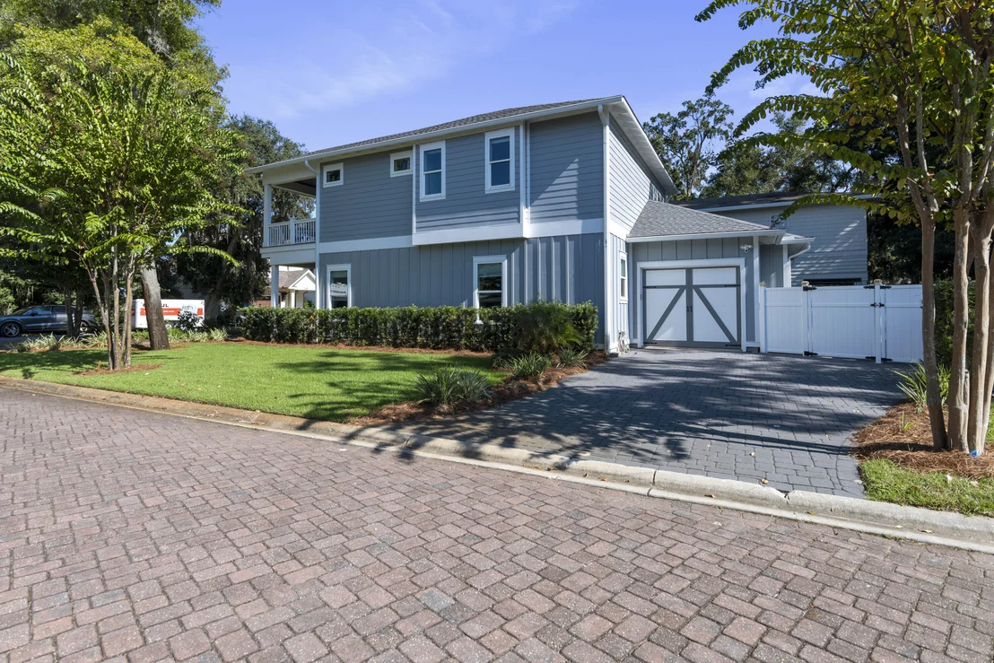 Photo of 90 Beacon Point Drive