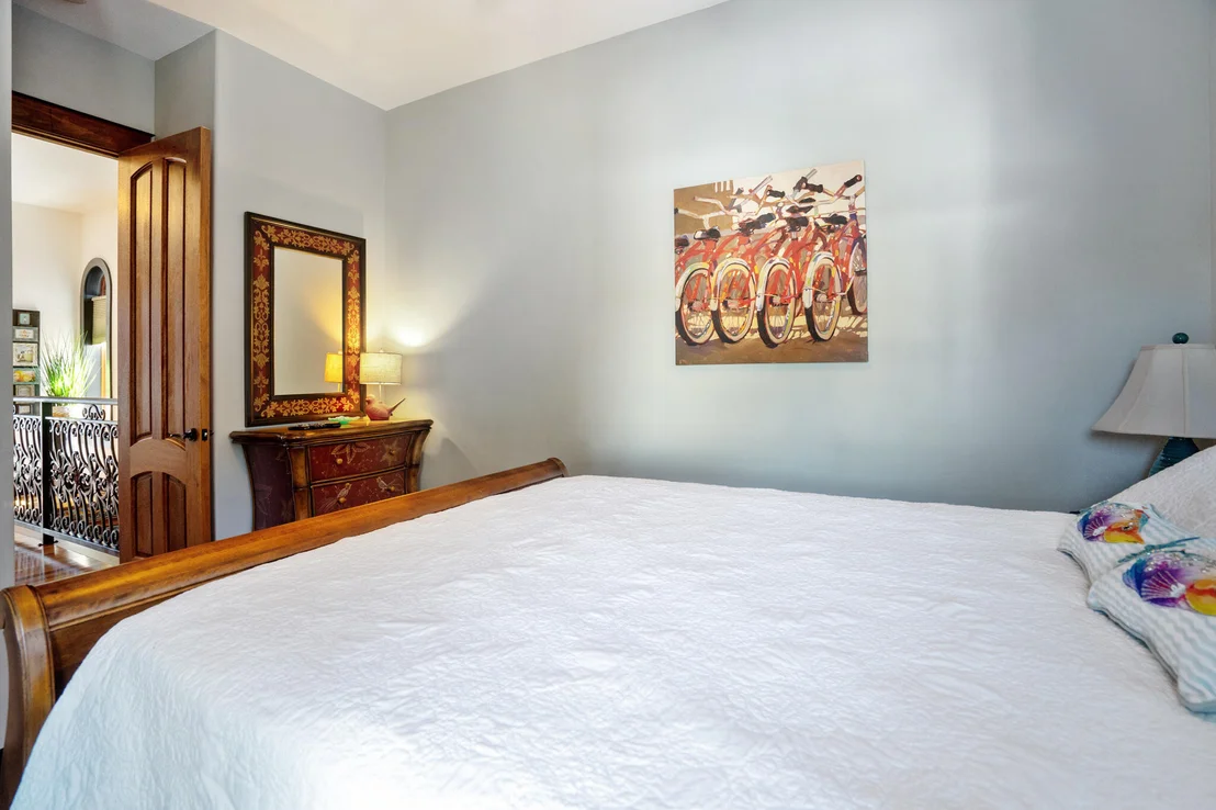 Photo of 100 Vista Bluffs