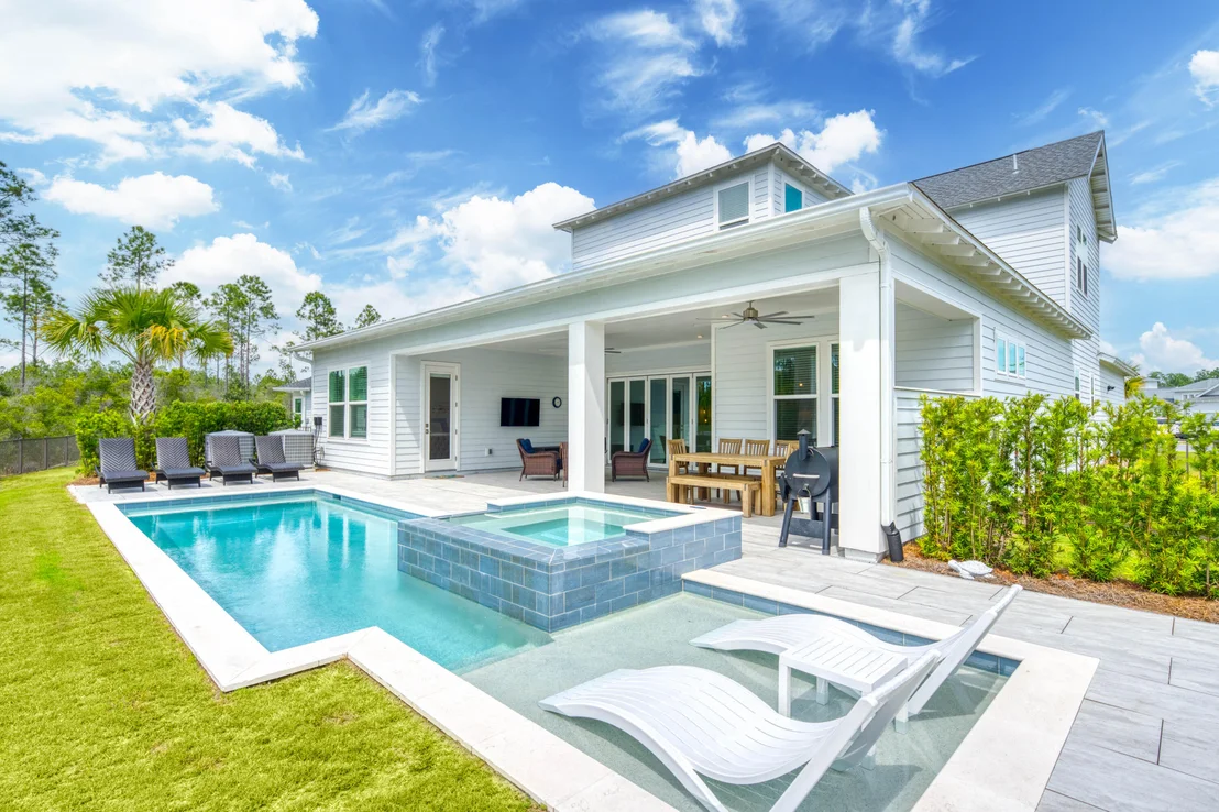 Photo of 446 W Lafayette Road