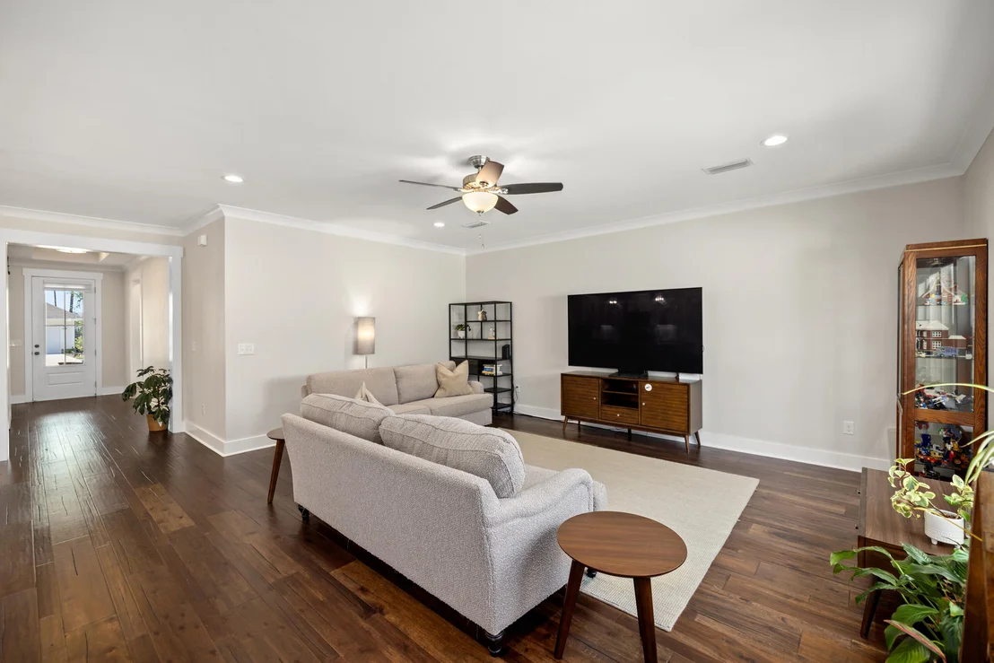 Photo of 1170 Deer Moss Loop