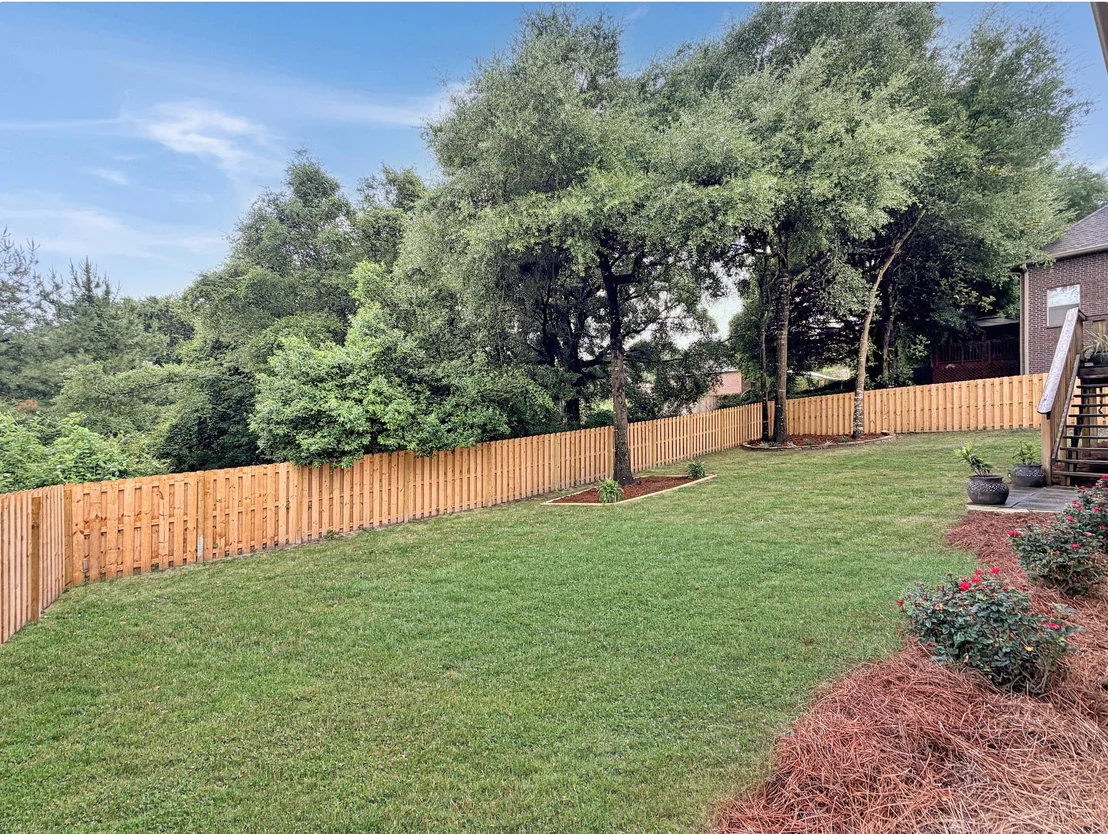 Photo of 616 Red Fern Road