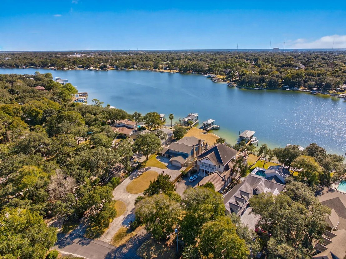 Photo of 228 Lafitte Crescent