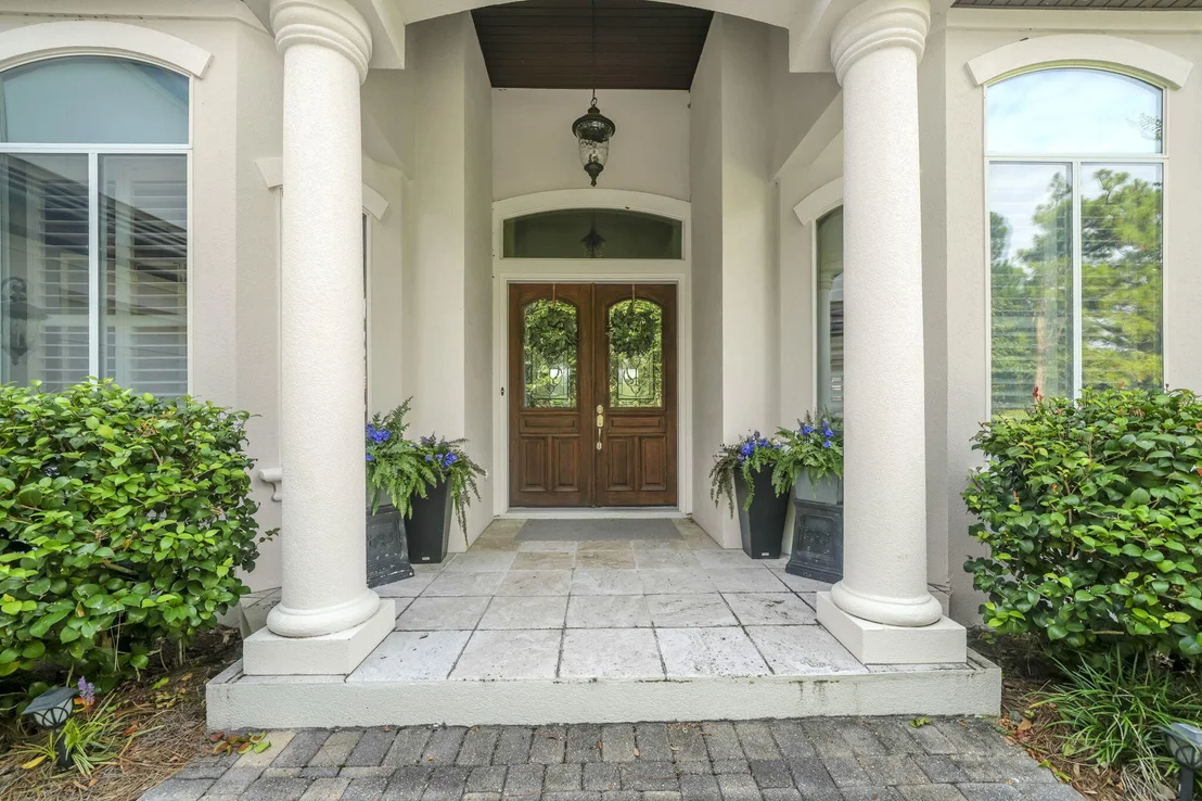 Photo of 4470 Stonebridge Road