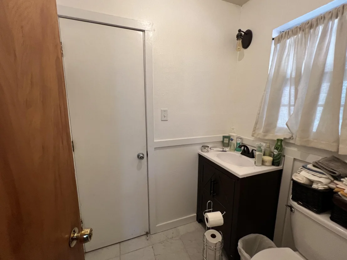 Photo of 3211 Maple Street