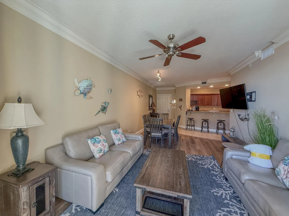 Photo of Unit W1021 at 10 Harbor Boulevard