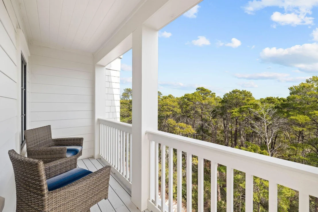 Photo of 42 Grande Pointe Circle