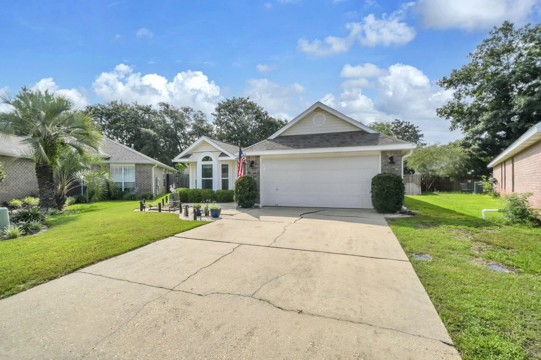 Photo of 4200 Whitetail Circle