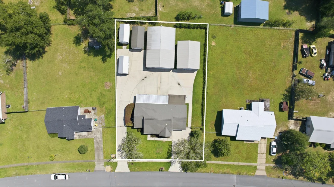 Photo of 220 W Walker Circle