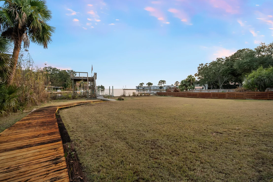 Photo of 27 Old Ferry Road
