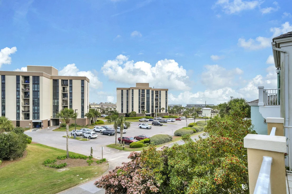 Photo of 54 Terra Cotta Way