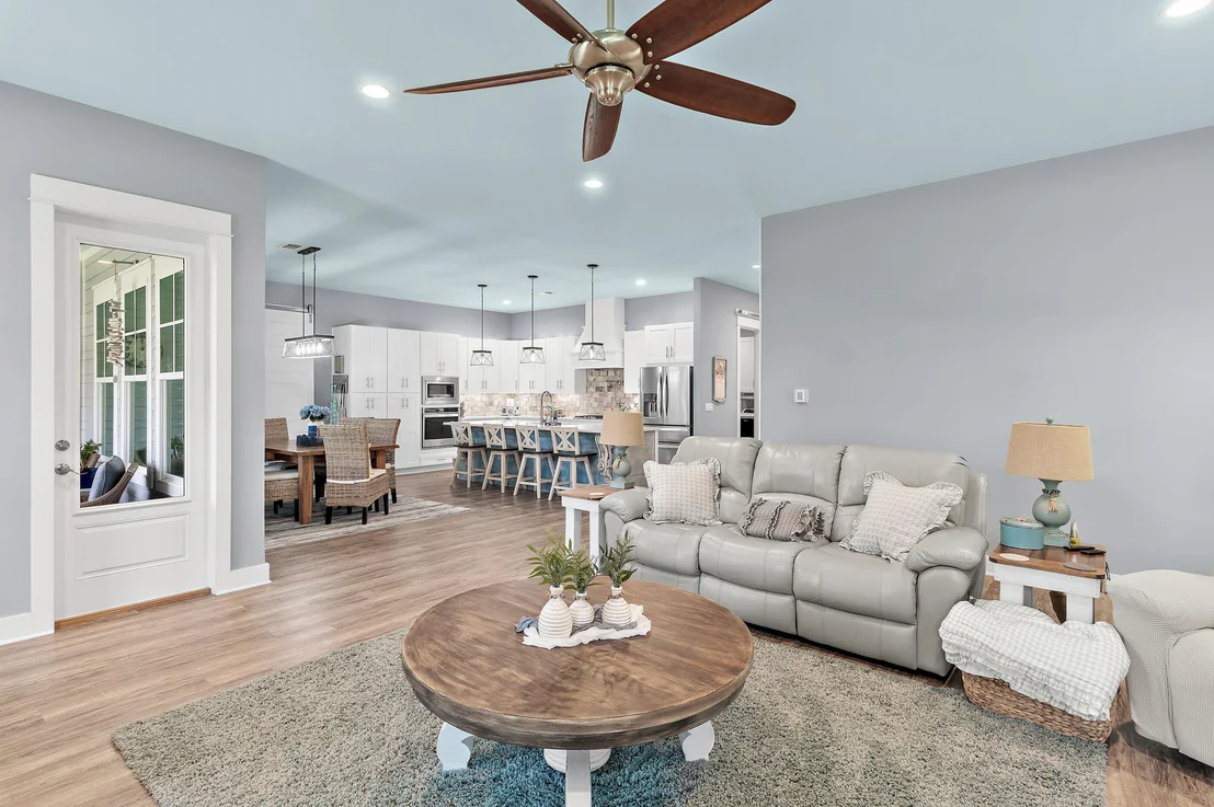 Photo of 812 Allen Loop Drive