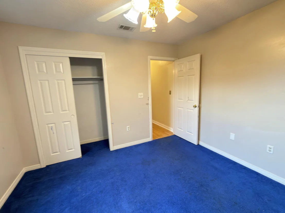 Photo of 216 Brookmeade Drive