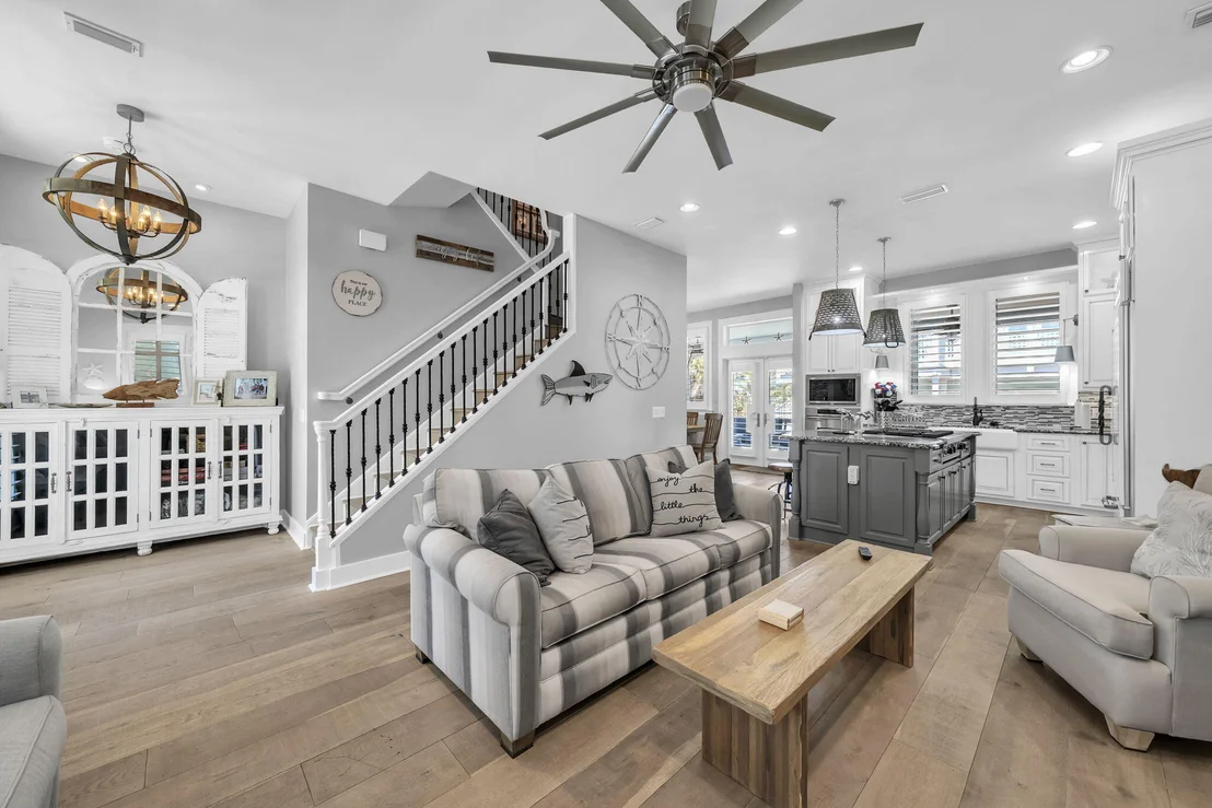 Photo of 100 Parkshore Drive