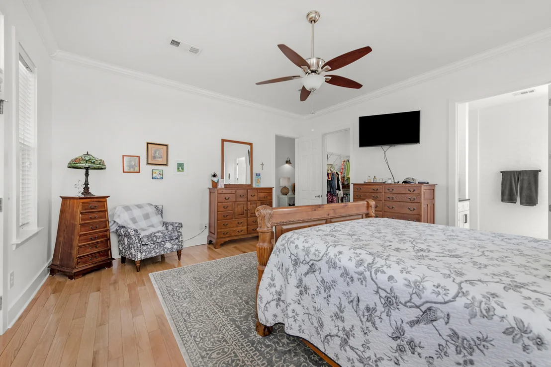 Photo of 1422 Lagrange Road