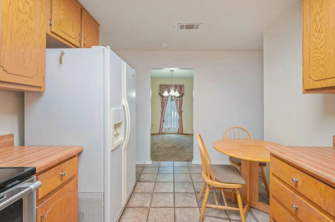 Photo of 17 8th Avenue