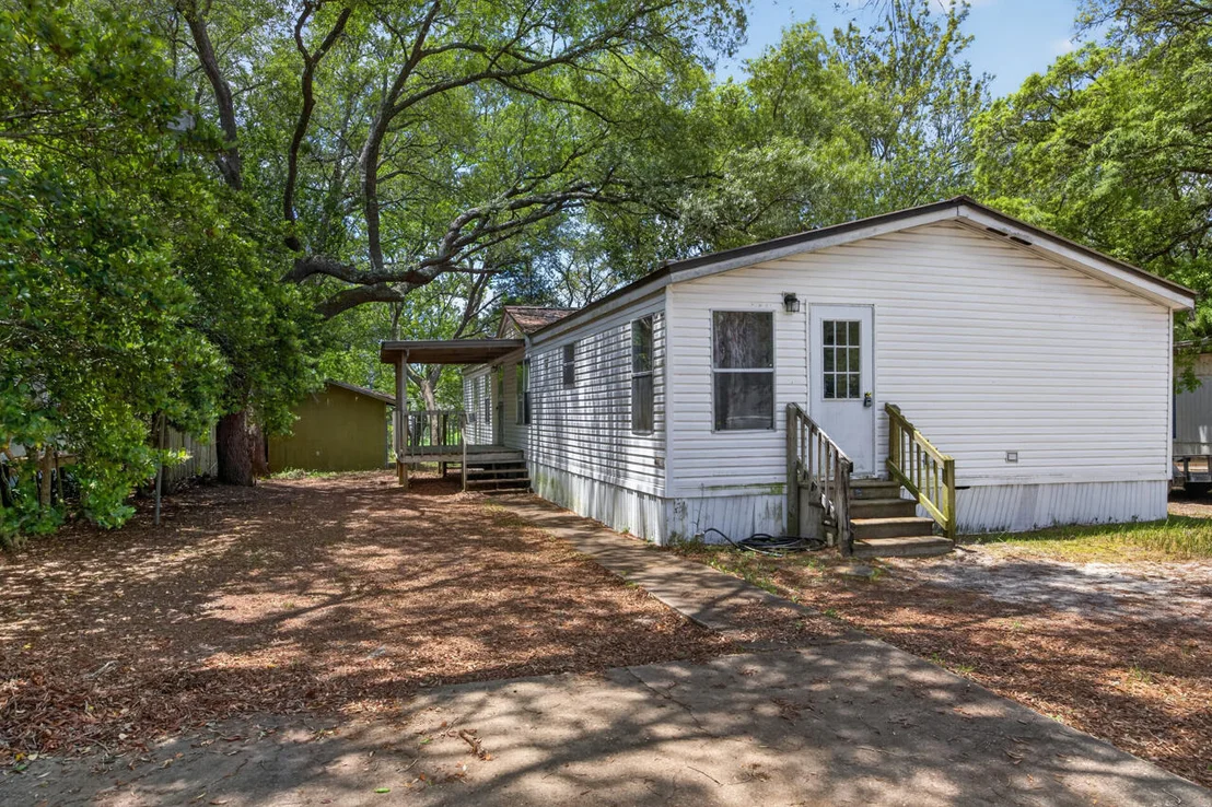 Photo of 1037 Everglade Drive