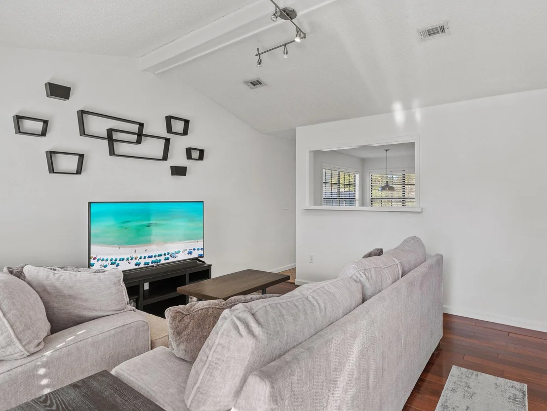 Photo of 149 Oak Terrace Drive