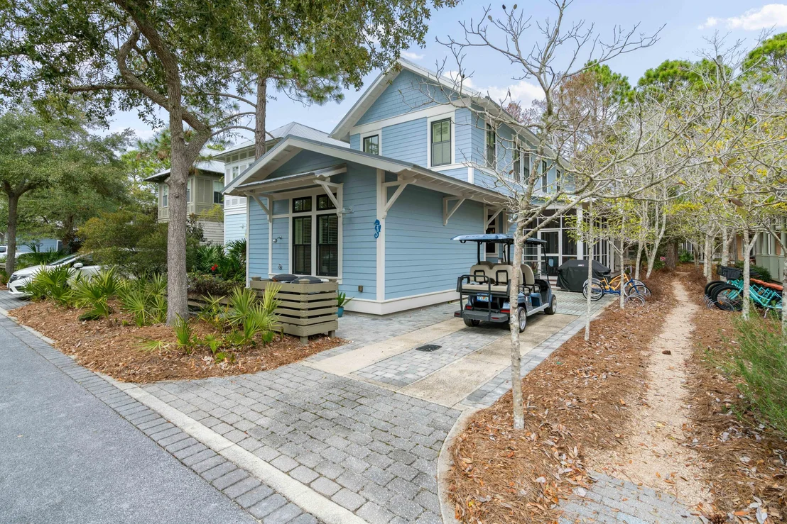 Photo of 23 Winterberry Circle