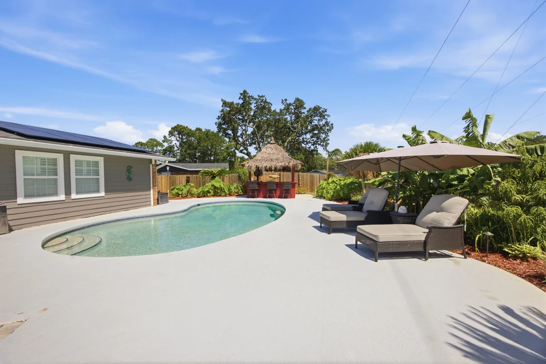 Photo of 325 Echo Circle