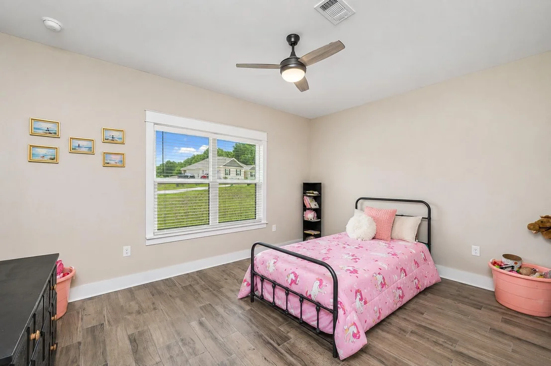 Photo of 5390 Aidan Street