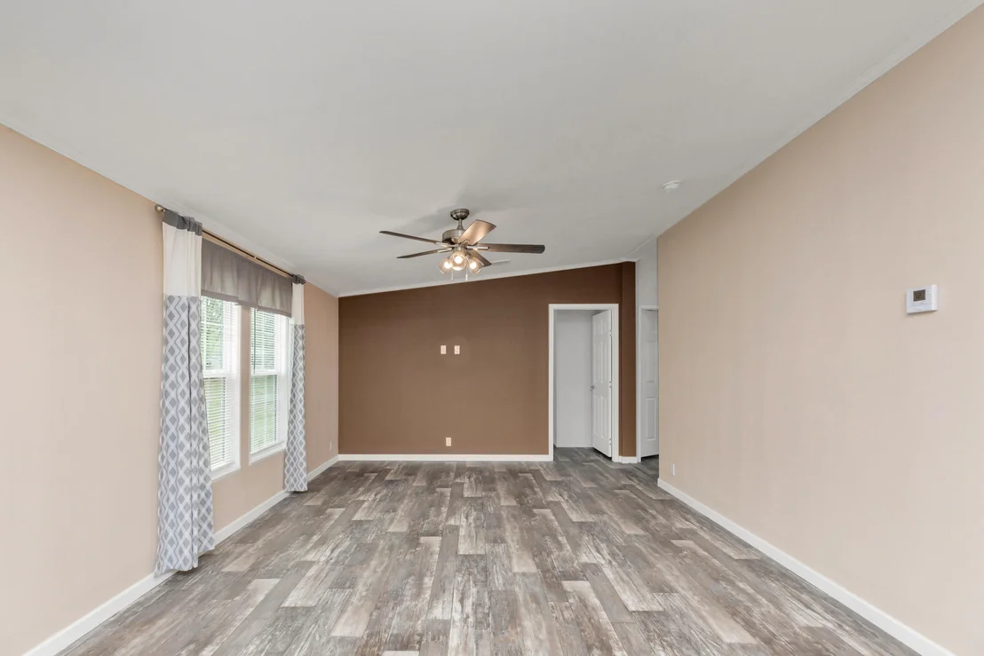 Photo of 910 N Lloyd Street