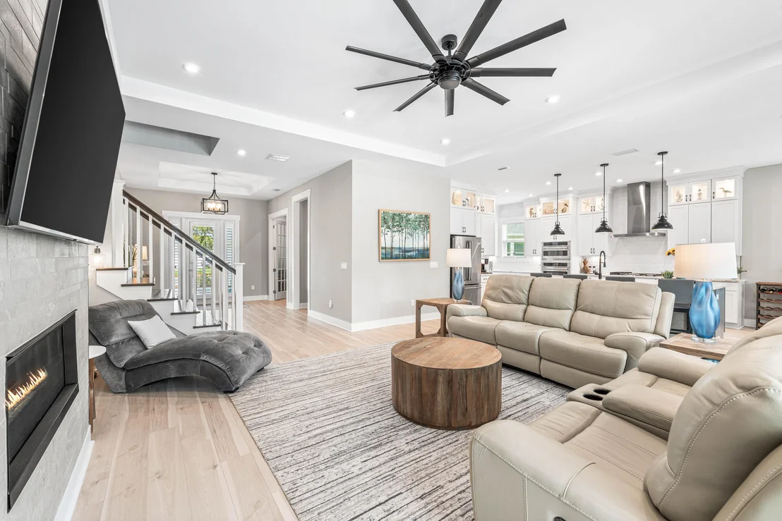 Photo of 446 W Lafayette Road