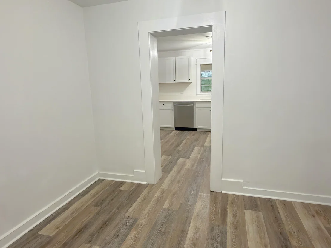Photo of 215 E 3rd Avenue