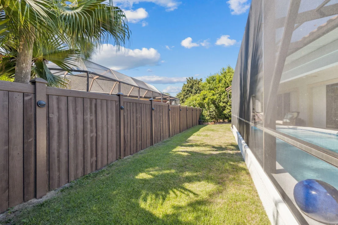 Photo of 4732 Papaya Park
