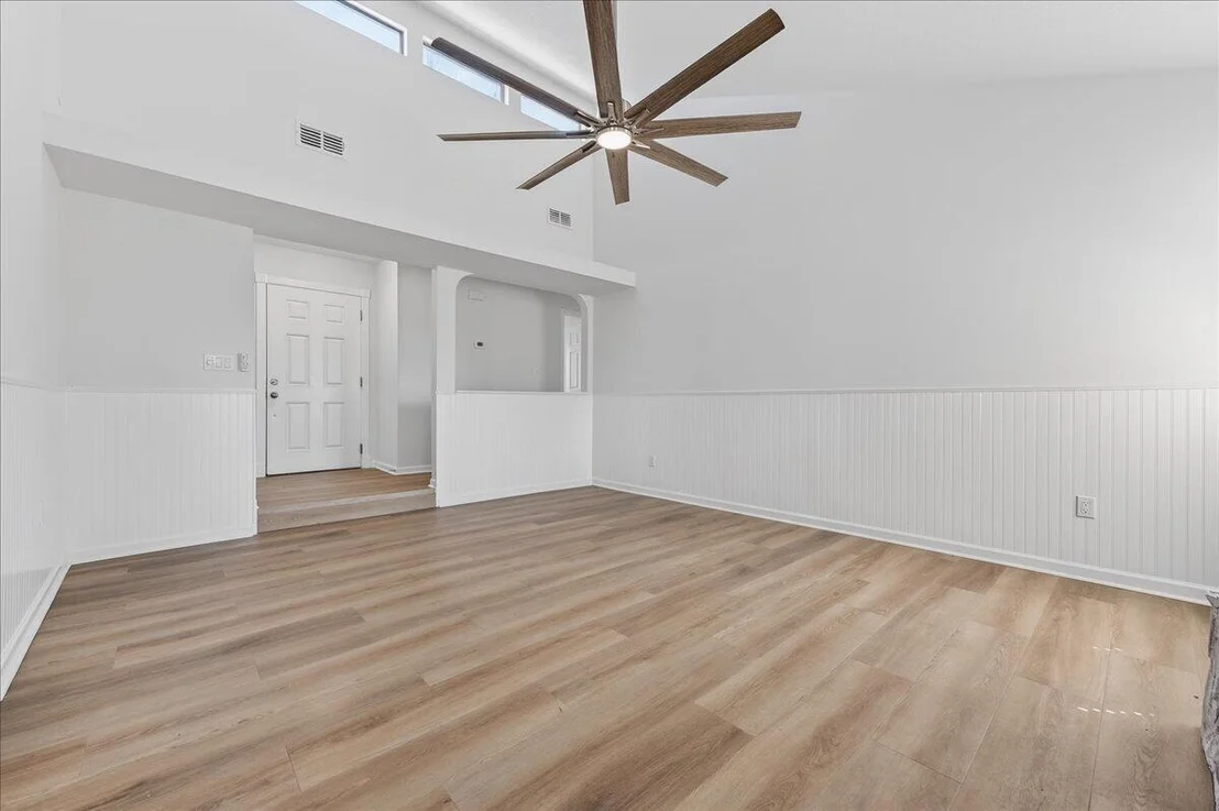 Photo of 1102 Quail Circle