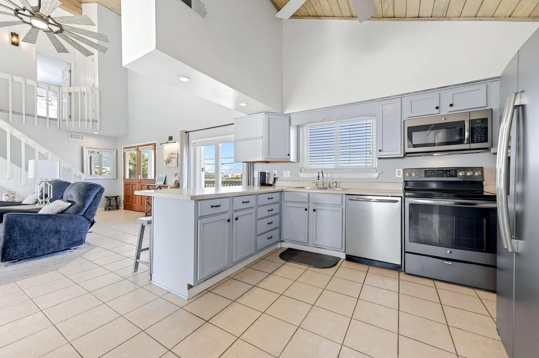 Photo of 7569 White Sands Boulevard