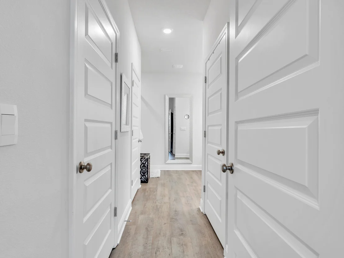 Photo of 131 W Oak Trees Lane
