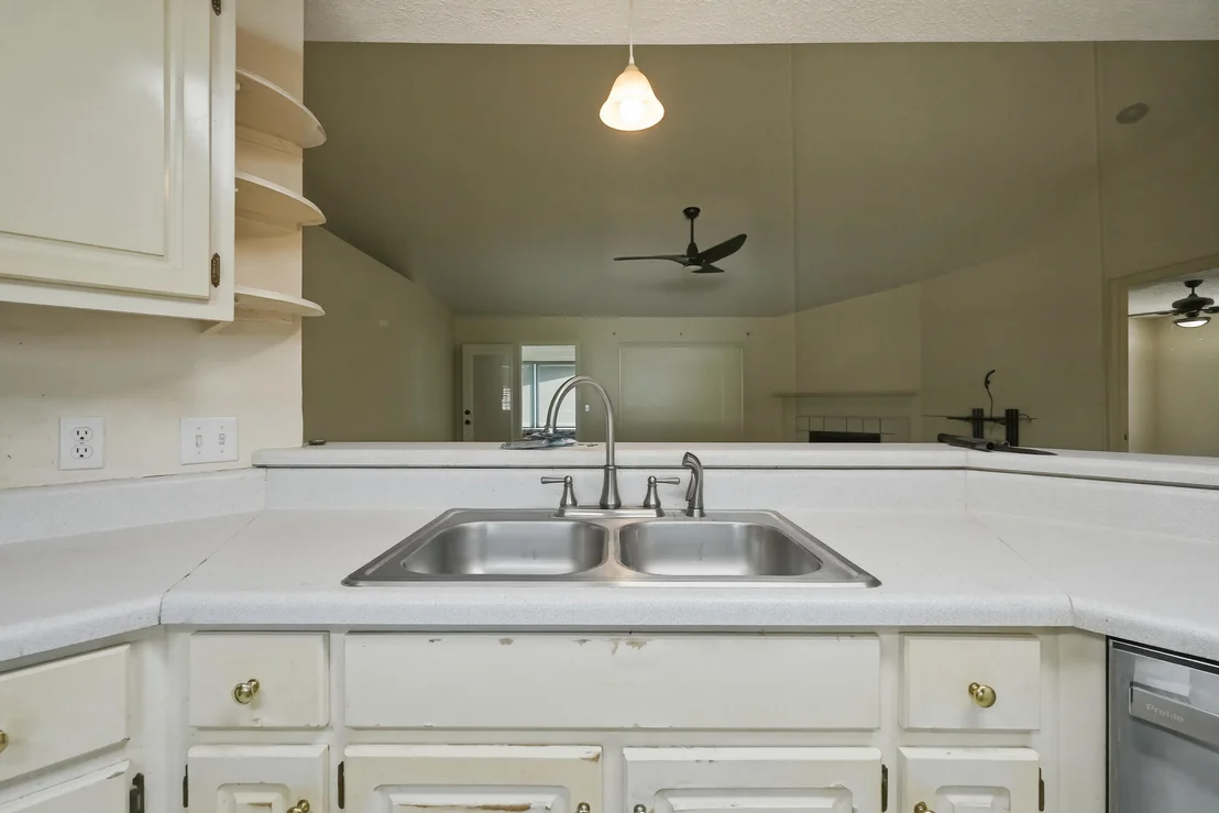 Photo of 2017 Candlewood Drive