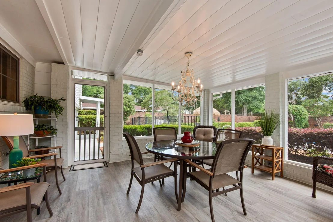 Photo of 5 Maple Avenue