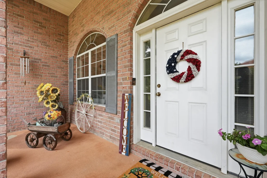 Photo of 2612 Paddock Circle
