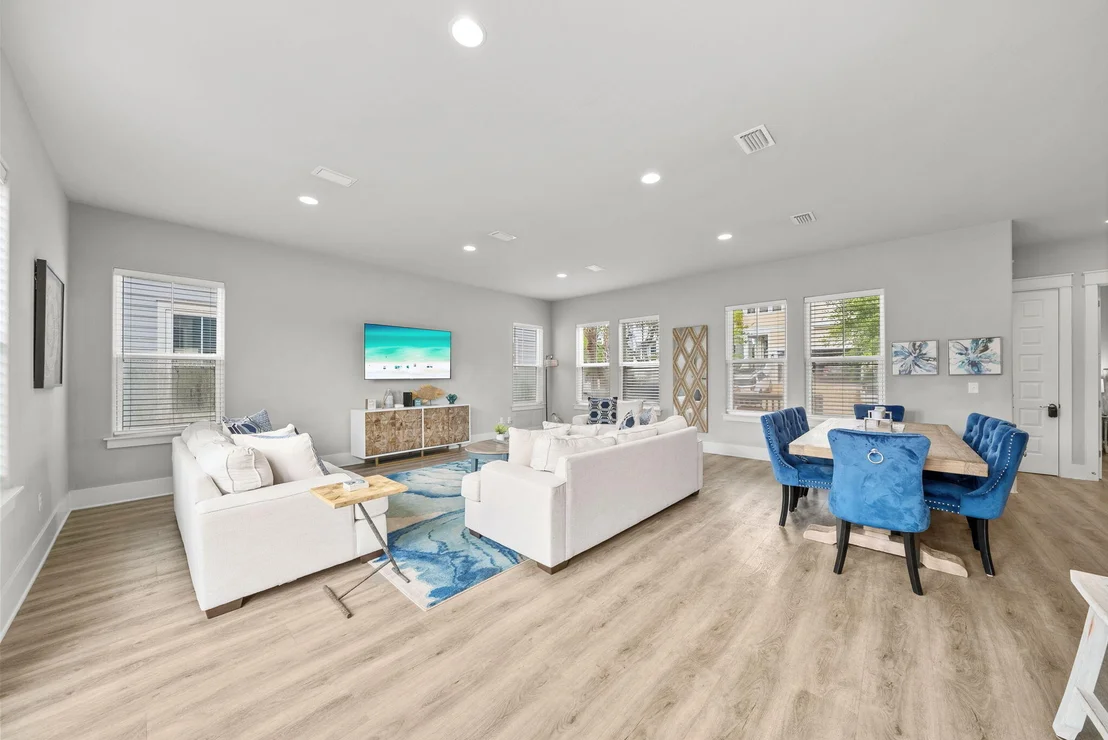 Photo of 251 Gulfview Circle