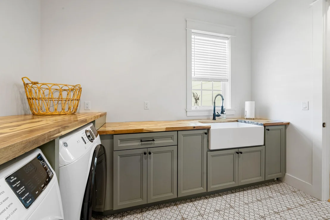 Photo of 13796 FL-81