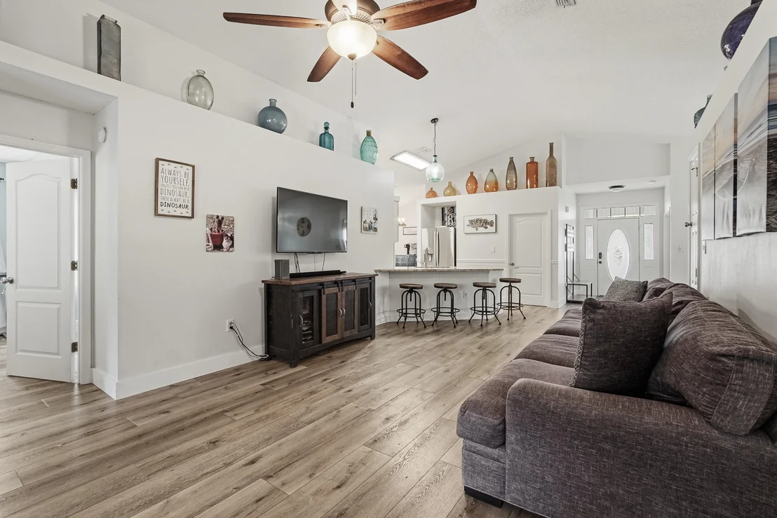 Photo of 475 Sandy Cay Drive