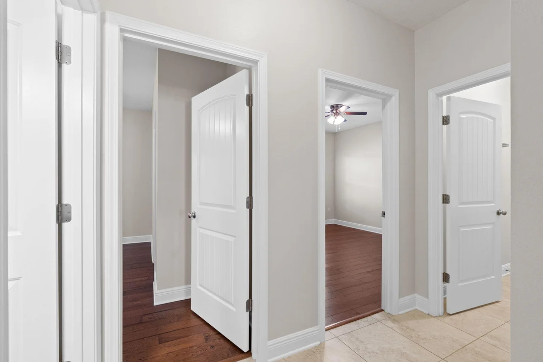 Photo of 233 Whitman Way