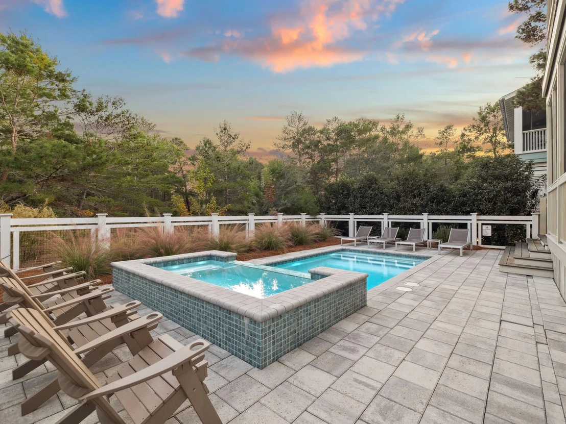 Photo of 384 Red Cedar Way