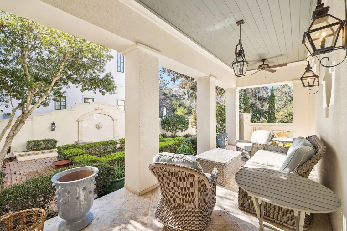 Photo of 152 White Cliffs Boulevard