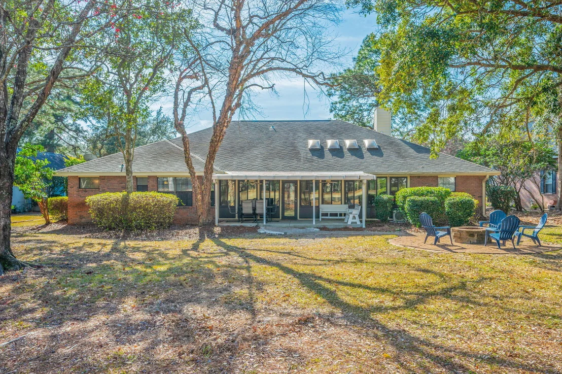 Photo of 1395 Windward Lane